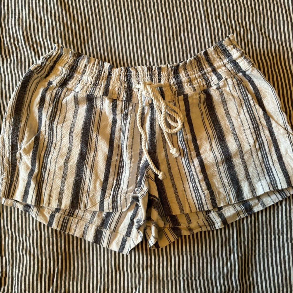 Roxy shorts
